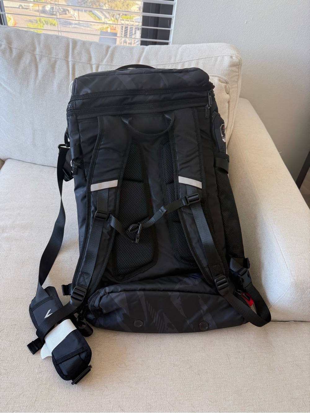 Venum - Black Men's Travel Backpack with Padded Straps
